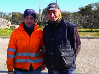 l� dove veniamo accolti dalle nostre due guide: Vincenzo e Giuseppe, addetti alla manutenzione del verde